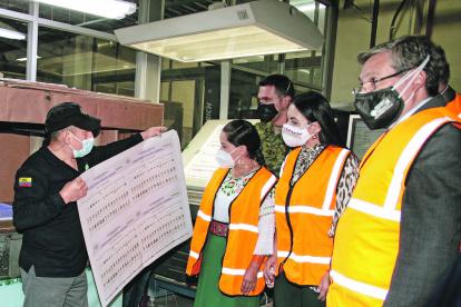 La semana pasada los consejeros electorales constataron el avance en la impresión de papeletas.