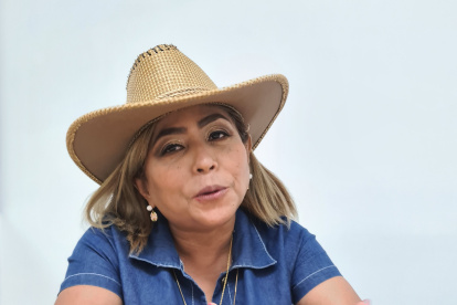 La candidata también es coordinadora del Observatorio Intercultural de Pueblo y Nacionalidades.