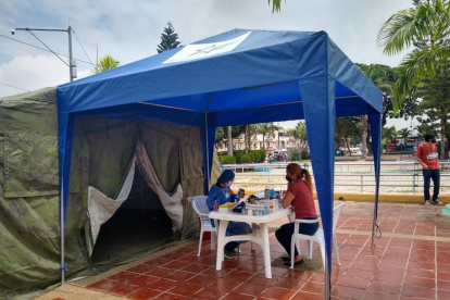 Asistencia. Las carpas se han instalado en cinco puntos.