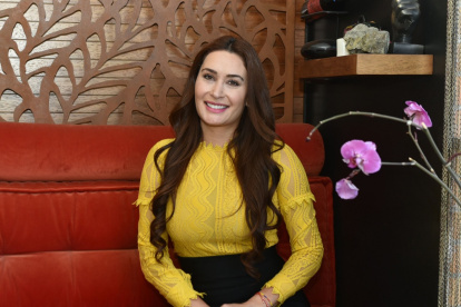 Marjorie Chávez empezó vendiendo libros afuera del Palacio de Justicia.