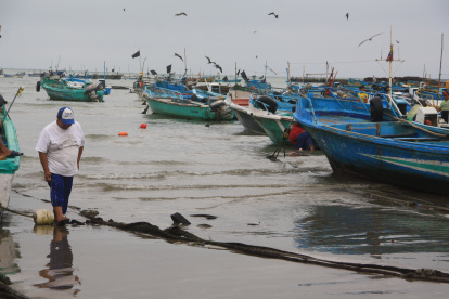 Anconcito. Veinte pescadores fueron abandonados en alta mar.