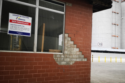 Delcorp, relacionada con Ecuagran, tiene impagas facturas comerciales.