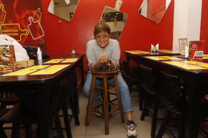 Jennifer Nájera de 40 años de edad, propietaria del restaurante La Sociedad del Cangrejo.