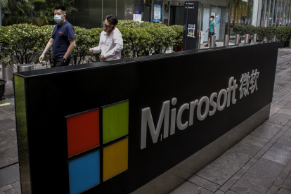 Microsoft señaló que esta idea es previa a las salvaguardas y revisiones que implementan para que el desarrollo de la Inteligencia Artificial siga parámetros éticos, como hacen otras grandes empresas tecnológicas.