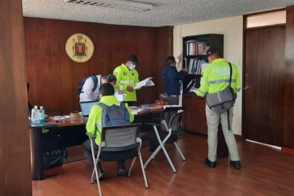 Diligencia. La Fiscalía anunció que fueron allanadas las oficinas de la Secretaría de Salud.