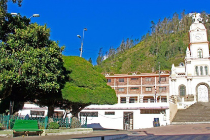 Localidad. La Plaza Central de Guachapala donde se realizará el evento por su aniversario como cantón, esta tarde.