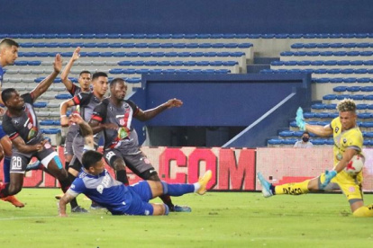 Ante Técnico Universitario el Bombillo mostró las mismas limitaciones ofensivas del año anterior.