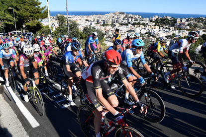 La Vuelta a Madrid regularmente congrega a más de 500 deportistas en la capital de España que este año no estarán.