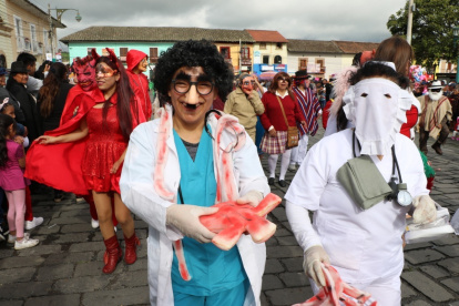 Evento. Según las investigaciones, en la fiesta intervienen personajes típicos de determinados sectores y los populares.