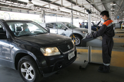 La revisión técnica vehicular, en la avenida Narcisa de Jesús, que se dio el pasado lunes 1 de febrero.