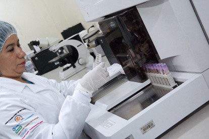 El año 2020 fue de arduó trabajo en los laboratorios, debido a la pandemia.