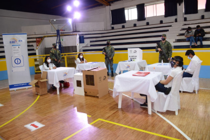 En total son 277.263 los integrantes de las Juntas Receptoras del Voto. La prueba para detectar el coronavirus no es obligatoria.