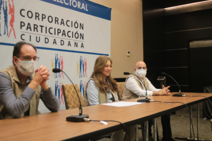 Ruth Hidalgo, directora de Participación Ciudadana, dio su primer reporte cerca de las 12:00.