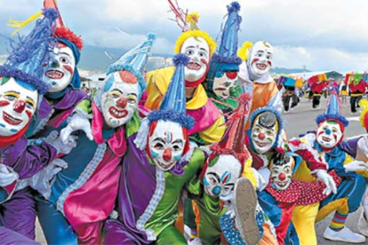 Desfiles, danza y música se pondrán en escena.