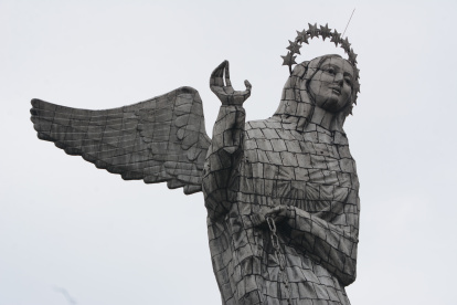 El sistema de luces para iluminar a la Virgen será reemplazado por un sistema LED de alta gama.