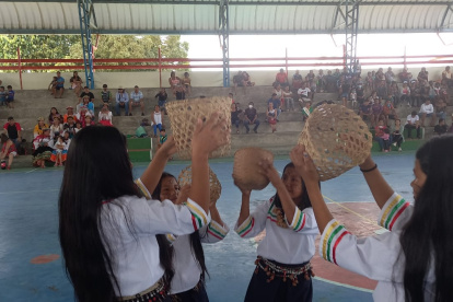 El grupo de danza ‘Las Niñas Amazónicas’ muestra sus coreografías en el evento