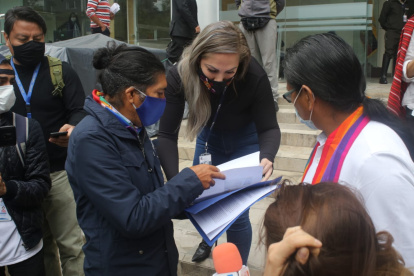 Yaku Pérez ingresó la demanda ante la Corte minutos antes de acudir al encuentro con Guillermo Lasso en el CNE.