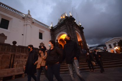 El colectivo Mediarte organizo la ruta  "Del amor y otros demonios por el centro de Quito".