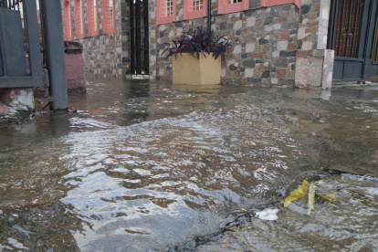 Así permanece en estos momentos la manzana B de la tercera etapa de la Alborada.