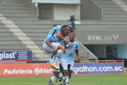 Angelo Quiñónez puso el primer gol del Guayaquil City.
