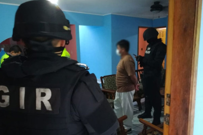 Quito. Un padre se convirtió en la peor pesadilla de una niña de 12 años de edad.