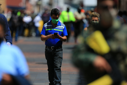 De acuerdo con los datos oficiales, los decesos en el país se reparten entre 10.796 confirmados por pruebas PCR y 4.740 probables a causa de la enfermedad.