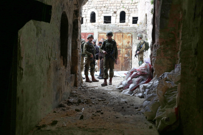 La Justicia griega investiga supuestos abusos sexuales de menores refugiados.