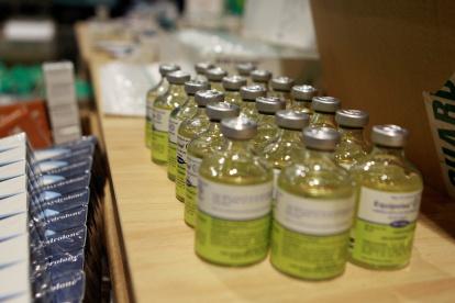 Las autoridades ecuatorianas, desde 2015, han efectuado operaciones y se han incautado de varias toneladas de productos médicos falsificados, en su mayor parte provenientes de otros países.