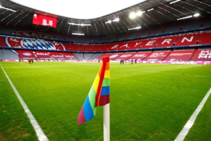 El homosexualismo entra nuevamente a debate en el mundo del fútbol.