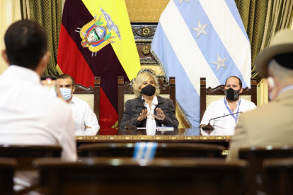 La alcaldesa Cynthia Viteri pidió el pasado 18 de febrero el permiso para la importación de vacunas.