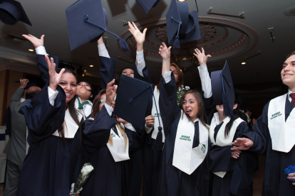Los estudiantes y padres quieren que los actos de graduación sean de manera presencial, pero con las medidas de bioseguridad necesafrias.