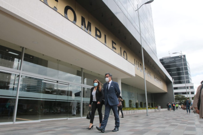 Diligencia. Paúl Ocaña llega al Complejo Judicial Norte para la audiencia preparatoria en el caso de peculado en la Epmaps.