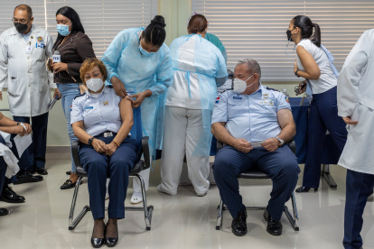 Trinidad y Tobago administró la pasada semana las primeras 2.000 vacunas contra la covid-19.