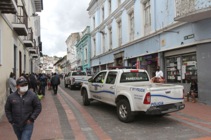 Efectivos policiales llegaron hasta el Centro Histórico.