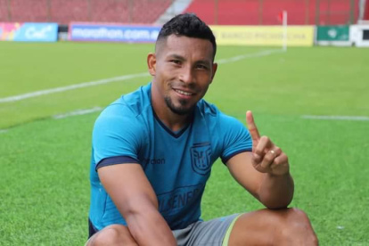 El defensor zurdo del Bombillo tuvo su primer llamado a la selección nacional.