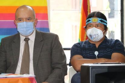 Los dirigentes Guillermo Herrera y Marlon Santi, de la Izquierda Democrática y Pachakutik, respectivamente, acudieron a la reunión.