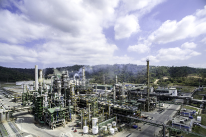 El proyecto para la refinería busca el mejoramiento de la calidad de combustibles y la implementación del proceso de alta conversión de los derivados de crudo.