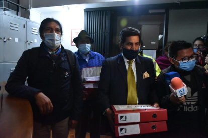 Pachakutik presentó ayer ante el Tribunal Contencioso Electoral documentación para respaldar su reclamo subjetivo contencioso.