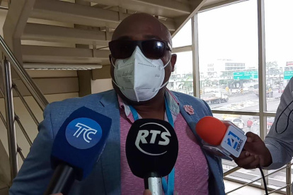 El actor también fue interrogado por los medios de comunicación.