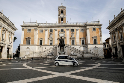 Roma, capital de Italia, país de Europa.