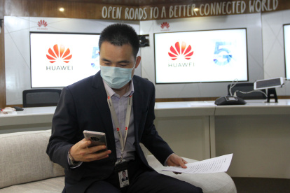 Fan Yaping, CEO de Huawei en Ecuador, en sus oficinas, ubicadas en el norte de Quito. 

08 DE MARZO DEL 2021
. Angelo Chamba. (ag-extra ag-expreso ag-quito)