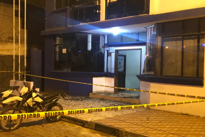 Unidades especiales de Policía Judicial e Inteligencia investigan e identificarán autores.