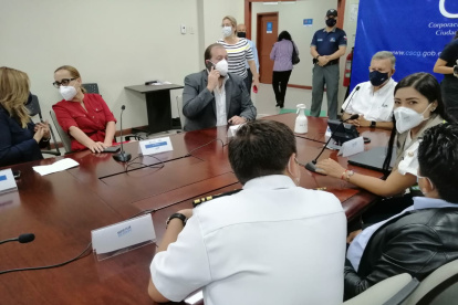 Cita. Autoridades de diferentes organismos durante la rueda de prensa.