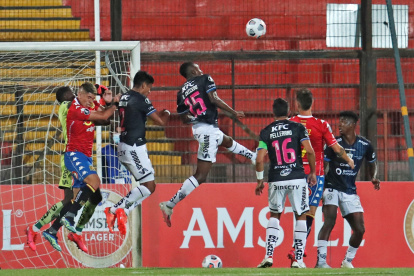 Independiente del Valle fue derrota por Unión Española, en Santiago de Chile, la noche del 9 de marzo de 2021.