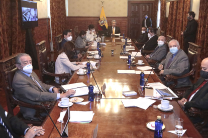 El último gabinete ministerial en el que participó el canciller Luis Gallegos.