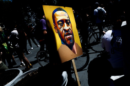 Familia de George Floyd recibirá 27 millones de dólares de Minéapolis.