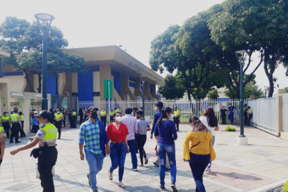 La regeneración del exterior de la Universidad de Guayaquil hoy prioriza al peatón.