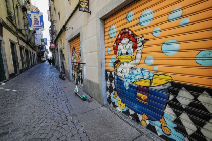 Italia registra 15.267 casos y supera los dos millones de inmunizados.