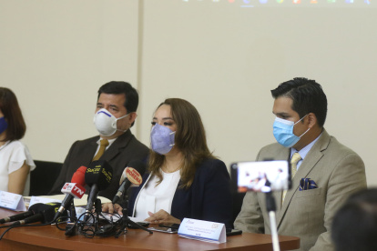 Monserrat Bustamante, rectora (e) de la Universidad de Guayaquil y presidenta de la CIFI.