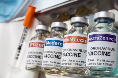 El comité insiste en que todavía no hay certeza de que los casos de trombos registrados estén directamente relacionados con la administración de la vacuna de AstraZeneca.